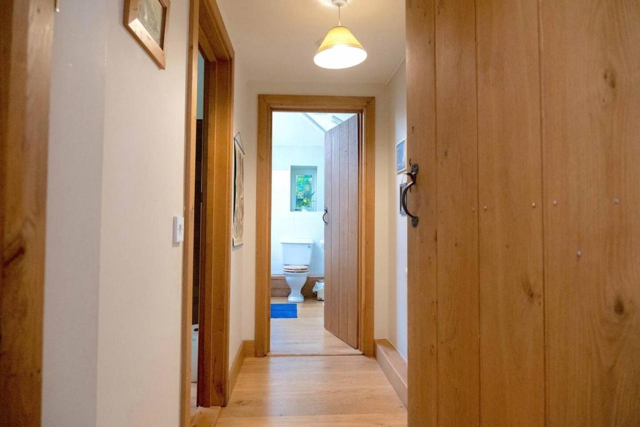 Lovely Property In The Heart Of Somerset, Sleeps 9 Shepton Mallet Extérieur photo
