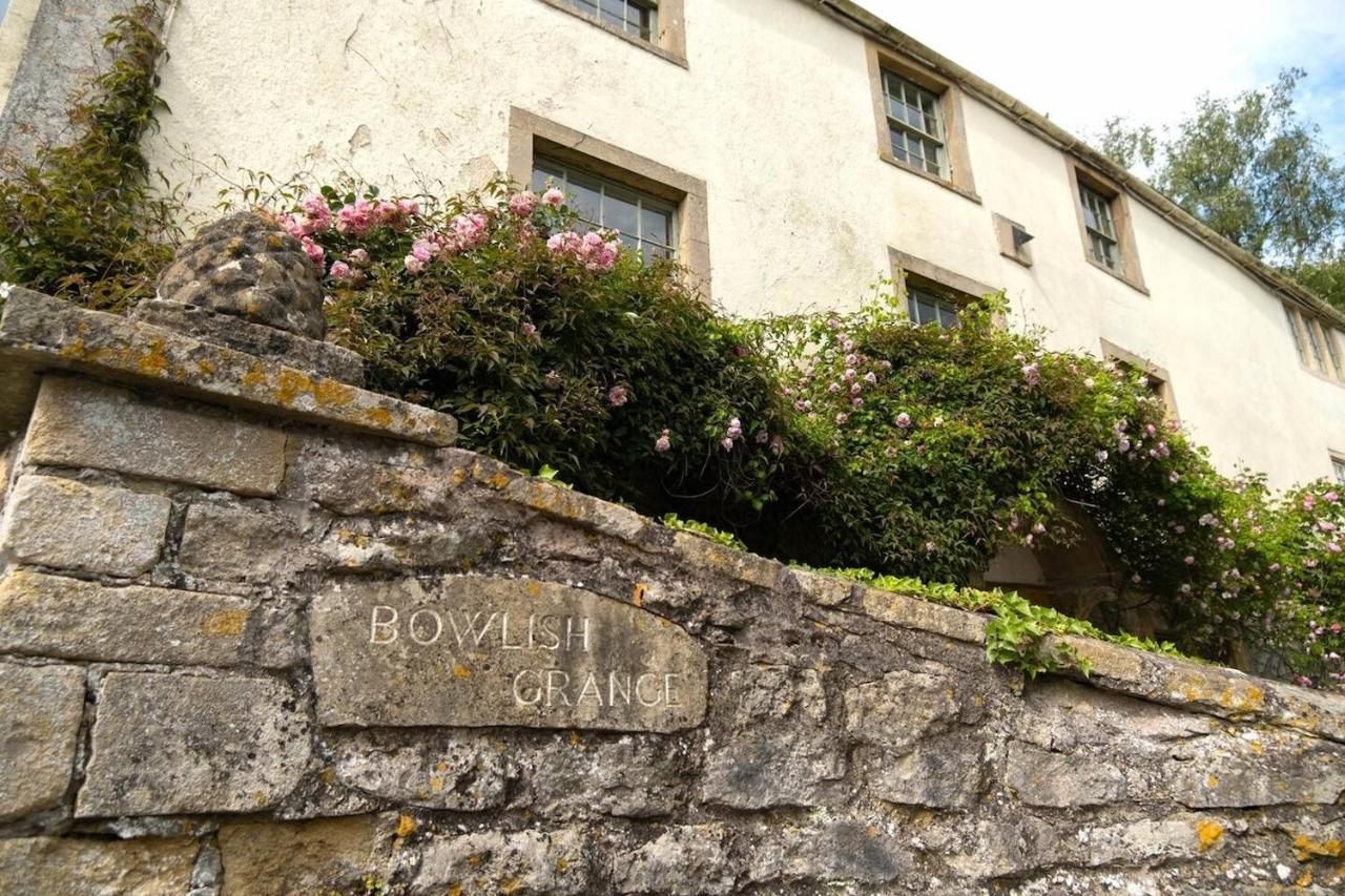 Lovely Property In The Heart Of Somerset, Sleeps 9 Shepton Mallet Extérieur photo