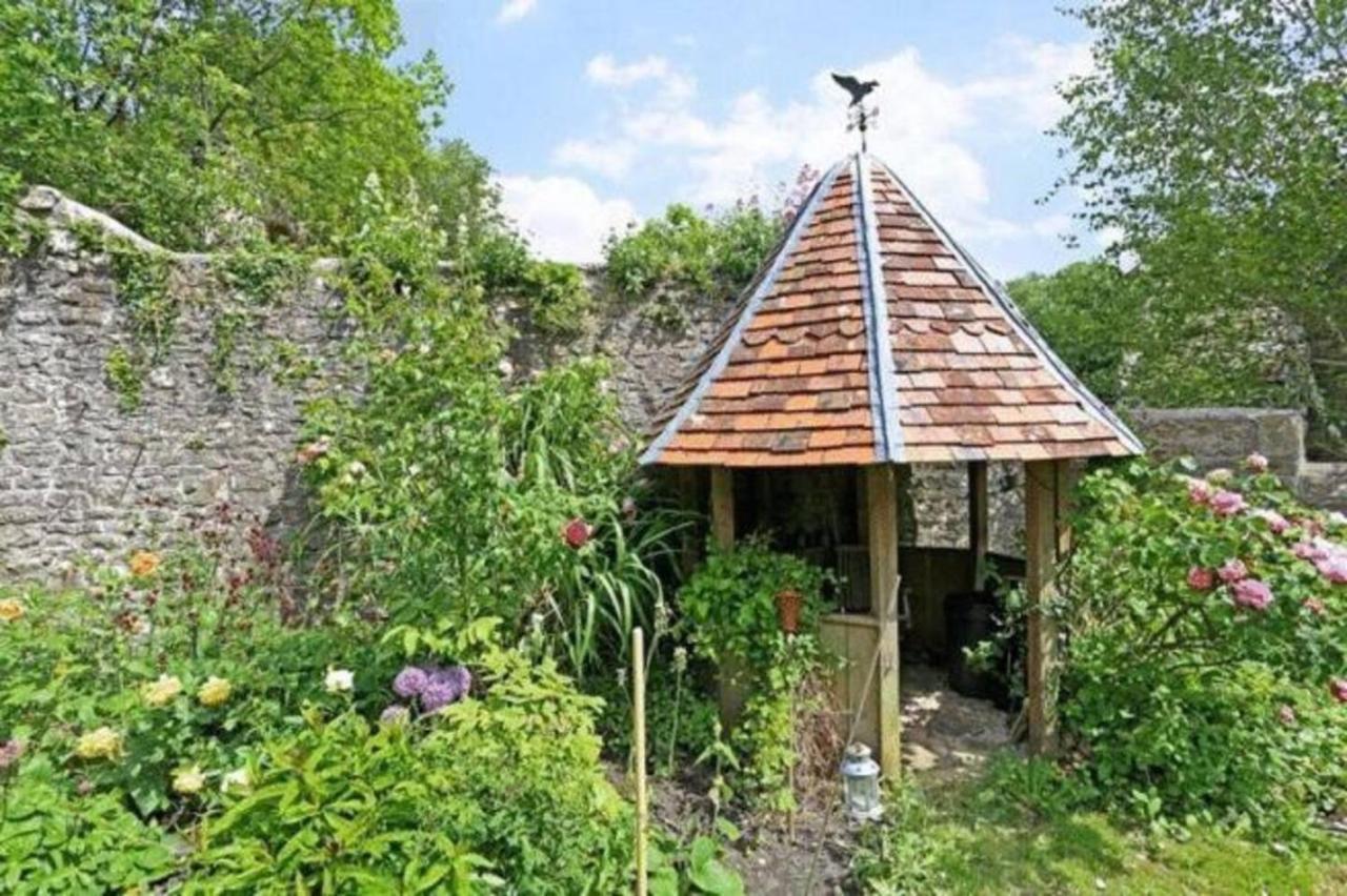 Lovely Property In The Heart Of Somerset, Sleeps 9 Shepton Mallet Extérieur photo